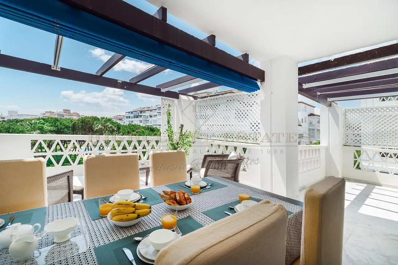 Apartment Playas Del Duque Banus Spain